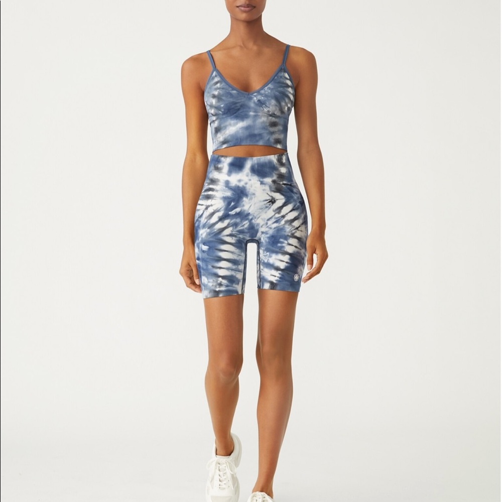 Tory Burch Sport Tie-Dye Seamless Long Bralette Style Number 78439 Athleisure - Picture 2 of 10